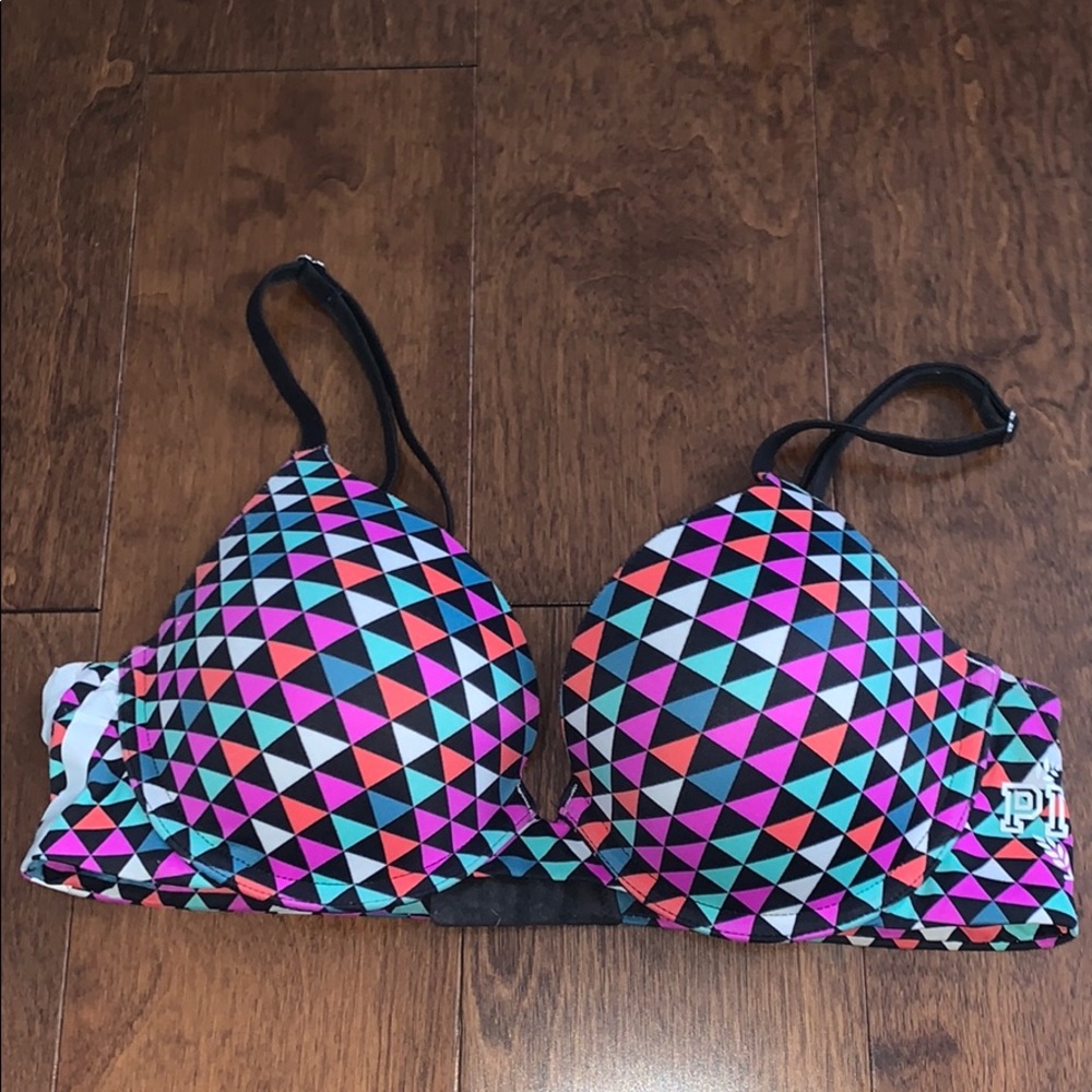 PINK Wear-Everywhere Bra